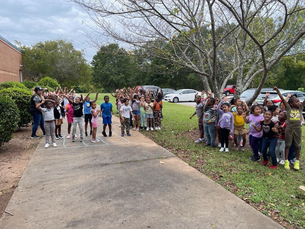 Live Feed Cowan Road Elementary School